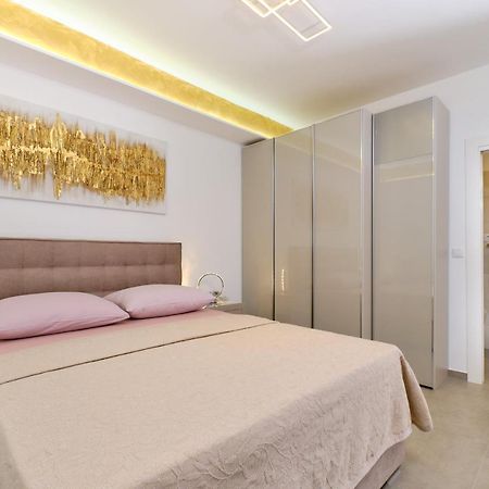 Appartamento Leonida Mali Lošinj Esterno foto