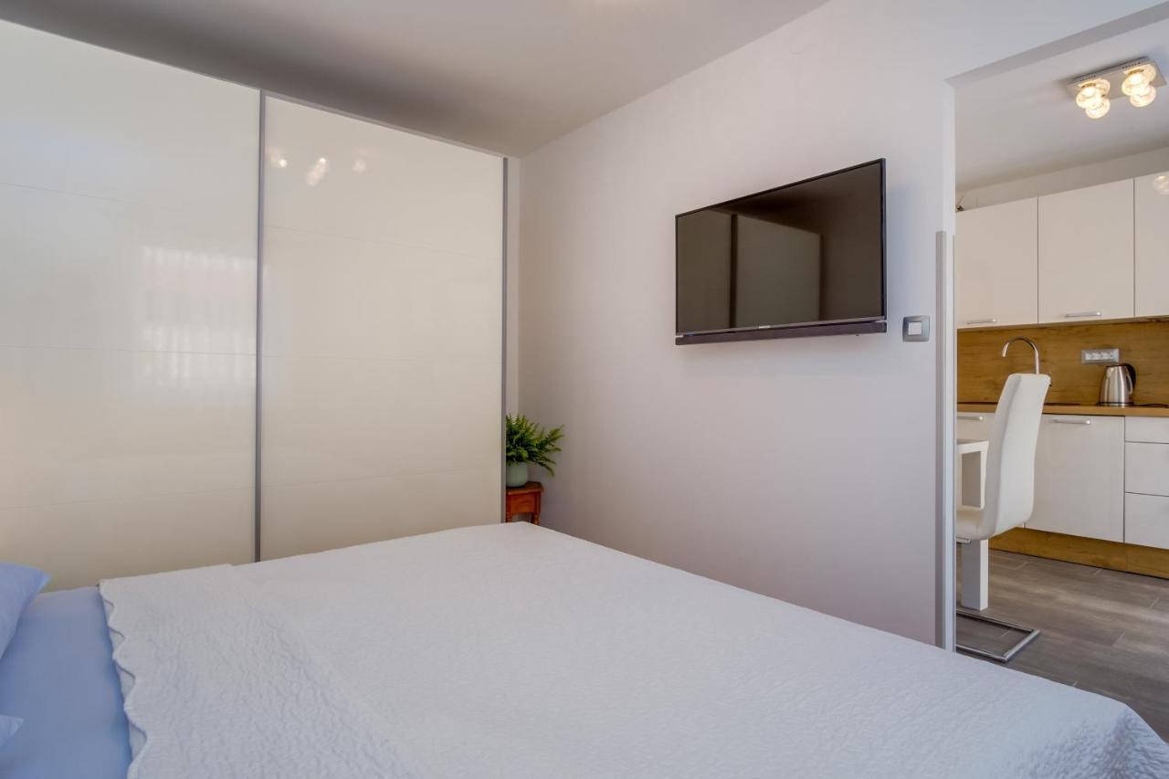 Appartamento Leonida Mali Lošinj Esterno foto