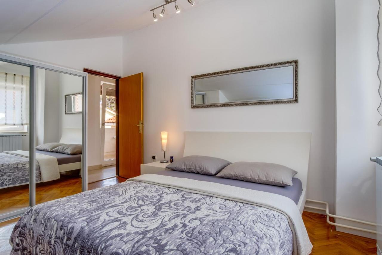 Appartamento Leonida Mali Lošinj Esterno foto