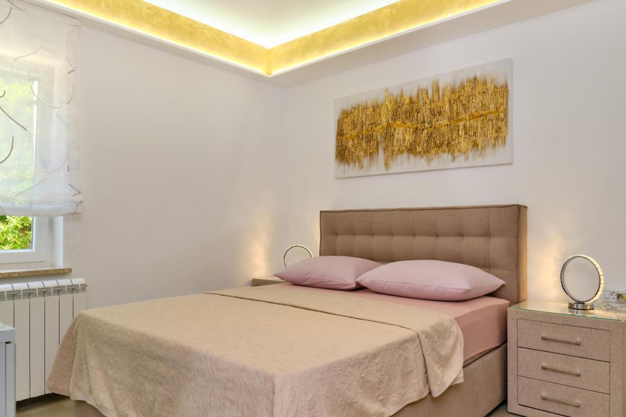 Appartamento Leonida Mali Lošinj Esterno foto