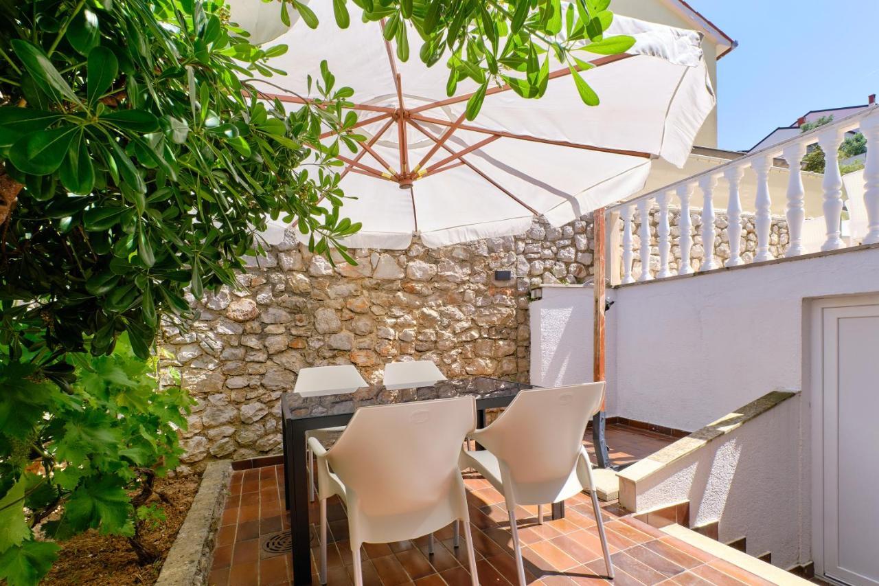 Appartamento Leonida Mali Lošinj Esterno foto